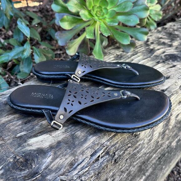MICHAEL Michael Kors Darci Flat Sandals Black Leather Size 6 M - Picture 1 of 9